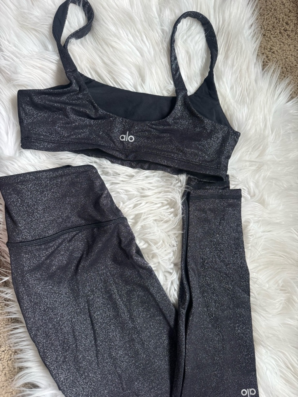 ALO Yoga Black Shimmer Sports Bra & Leggings Set